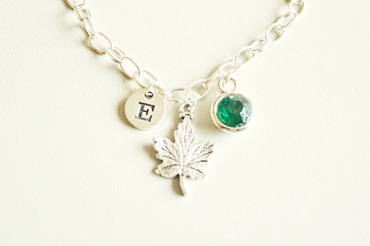 Maple Leaf Bracelet, Maple Leaf Gift, Maple Leaf Jewelry, Maple Leaves, Nature Lover, Leaf gift, Nature Gift, Canada Gift, Canadian, Pendant