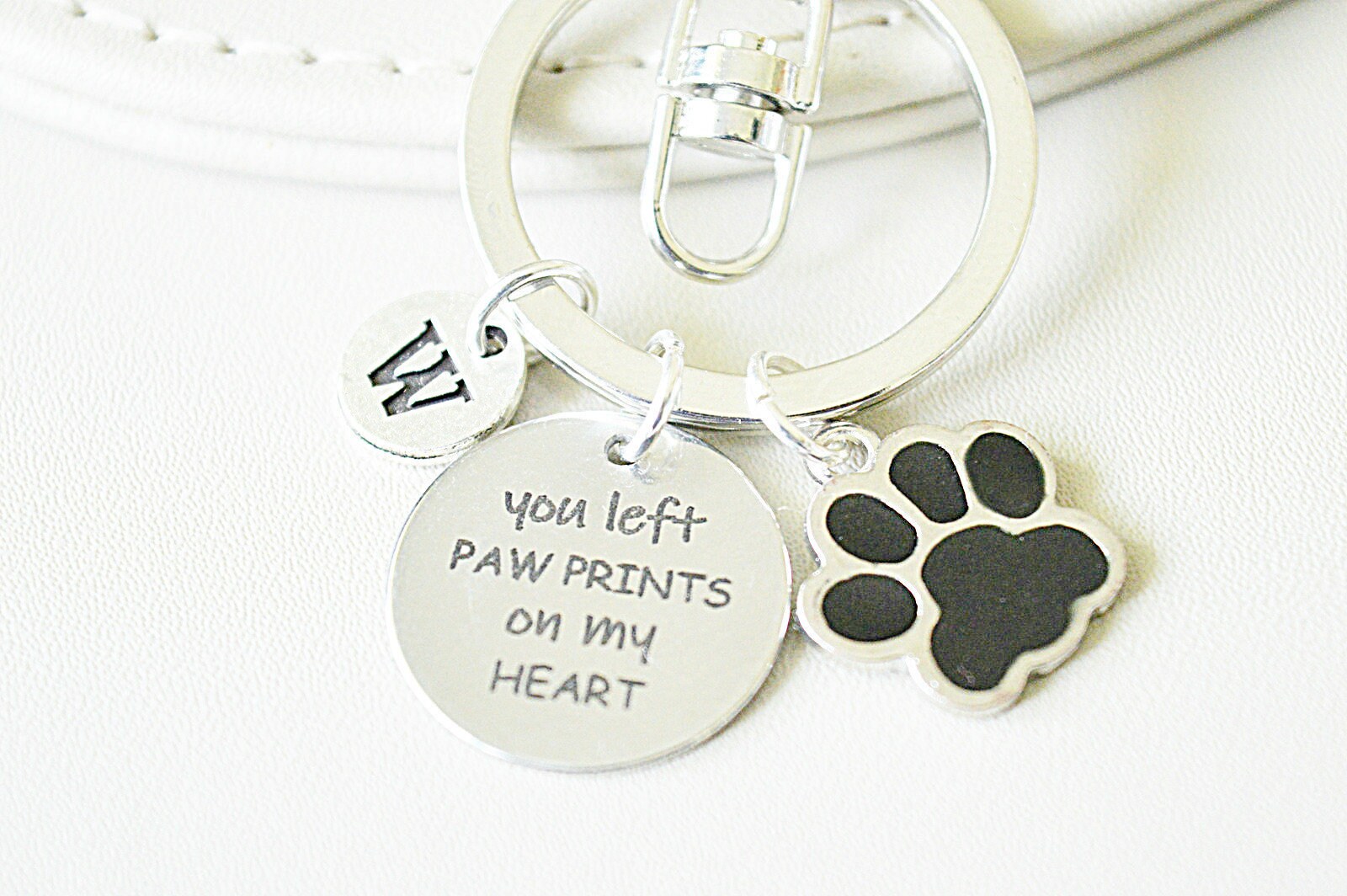 Pet Remembrance Gift, Remembrance Keychain Pet, Pet Sympathy Gift, Loss of Pet, Dog Memorial,Cat remembrance,You left Paw prints on my heart