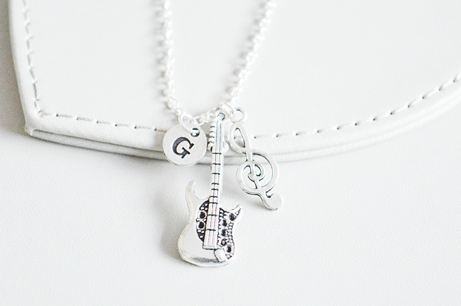 Guitar Gifts, Guitar Necklace, Guitar Jewelry, Gifts for Musicians, Musician Gift, Music Lover Gift, Music Jewelry, Guitars, Music Note