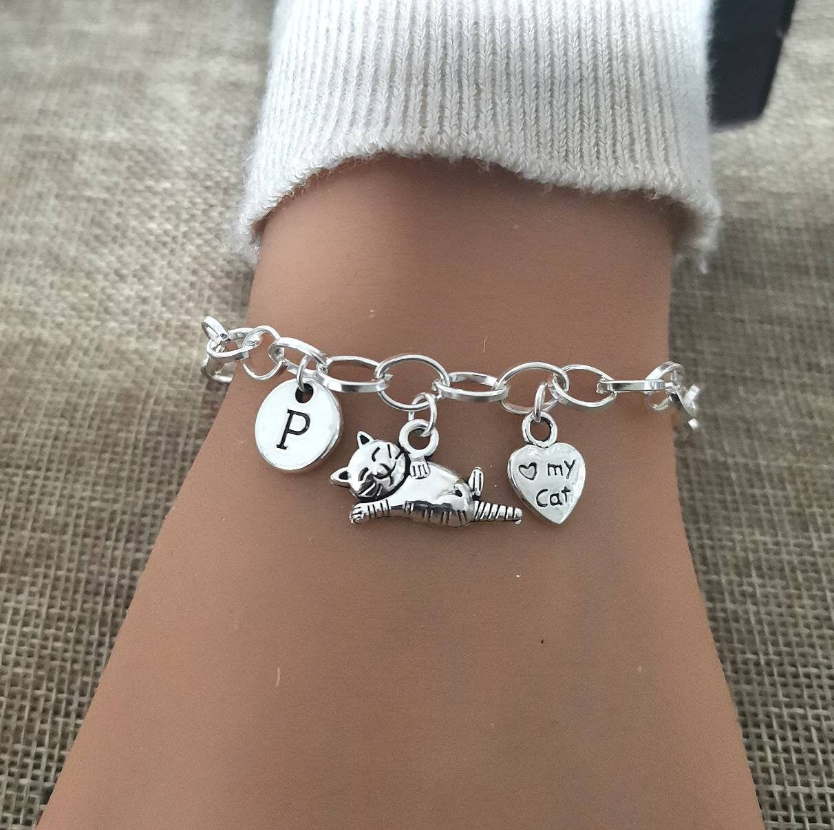 Cat Bracelet, Cat Lover Gift, Cat Charm Bracelet, Cat Jewellery, Cat Jewelry, Cat lover , pet lover , loss of Cat, I love my cat, pet gift