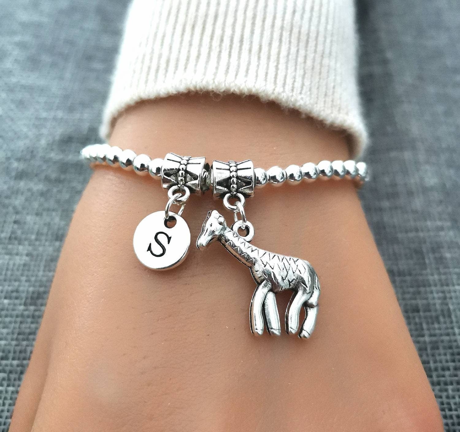 Giraffe bracelet, Giraffe lover gifts, Giraffe bracelet women, Giraffe charms, Giraffe bracelet for her, Giraffe jewelry Giraffe  gift,
