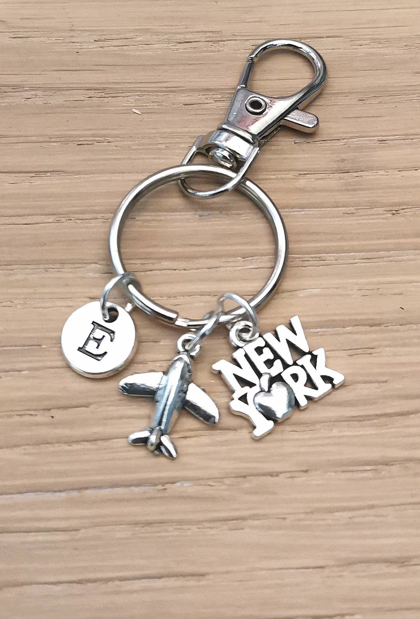 New York keychain, New York Gift, New York charm, New York Jewelry, Gift for New York lover, Moving to New York, Holiday, USA, America