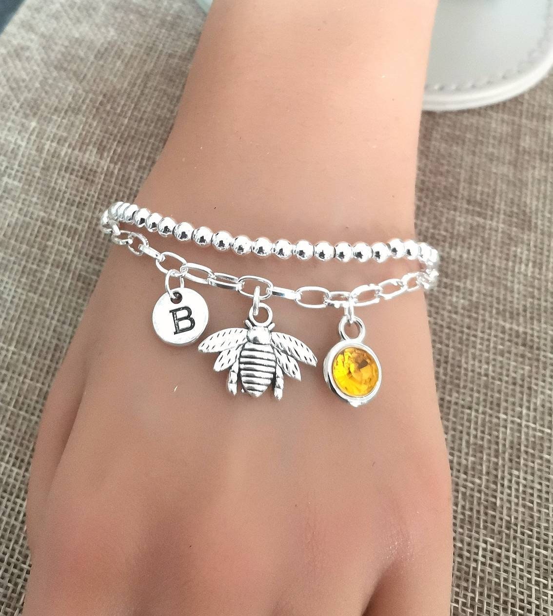 Women Bee Bracelet, Bee gifts for her, Bee Bracelet, Bee Jewelry, Bee charm, Bee Gifts for her, Bee charm gift for her, Gifts for Women