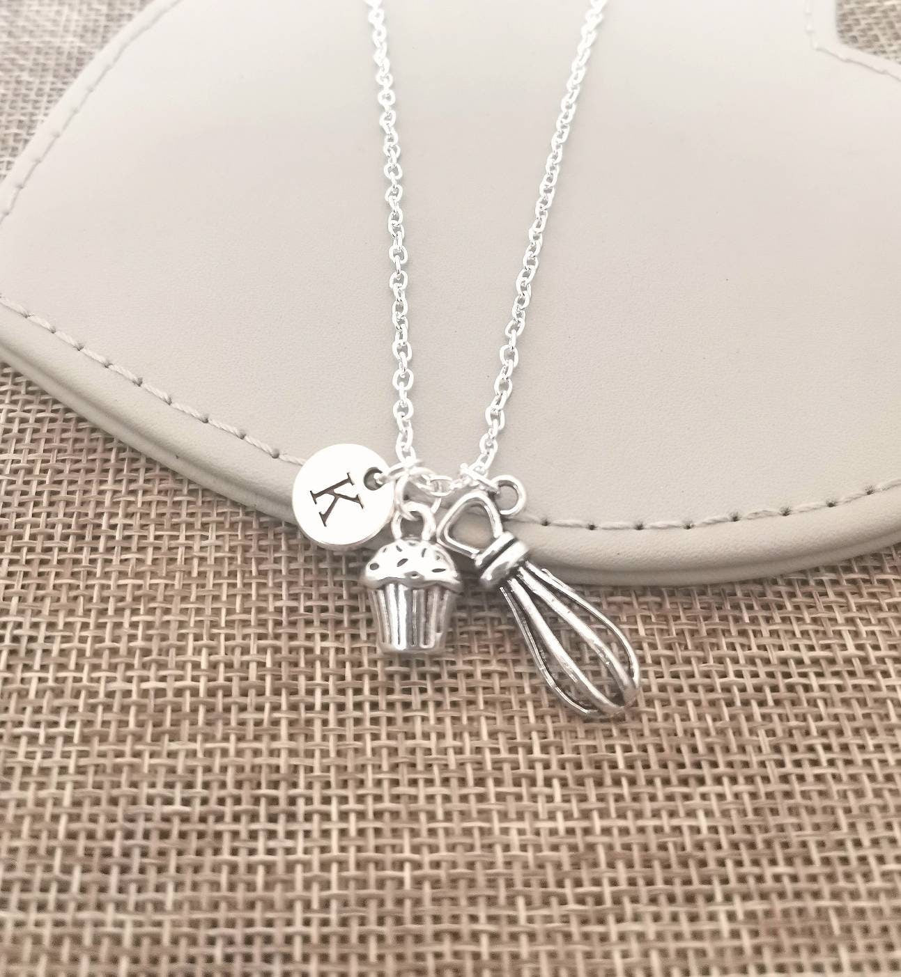 Gift for baker, Baking gifts, baking necklace, baker necklace, baker gifts, gifts baking, chef necklace, pastry chef, cooking gifts,cupcake